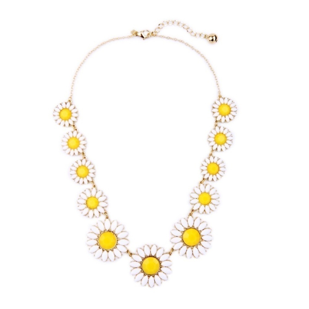 Vintage Daisy Collar Necklace